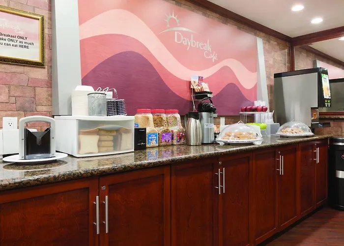 Days Inn By Wyndham Vancouver Metro